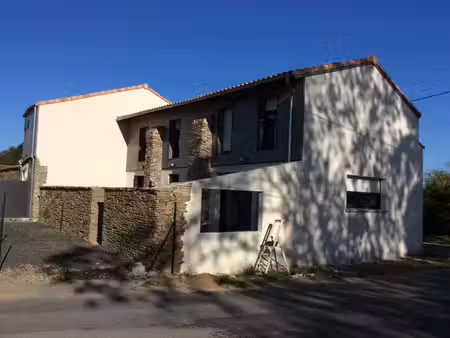 location maison 3 pièces 54m²