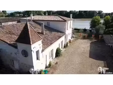 vente propriété 8 pièces 320 m² à fronsac (33126)  690 000 €