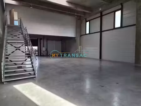location local industriel 354 m² à bobigny (93000)