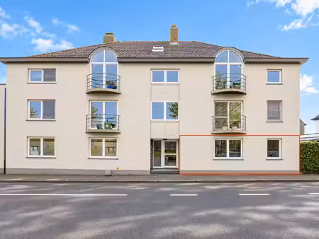 appartement te koop in malle met 2 slaapkamers