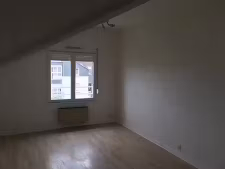 location appartement 1 pièce 36 m² à angers (49000)