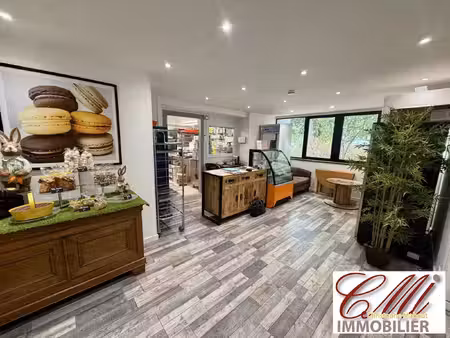 vente commerce 81 m² vitry-le-françois (51300)