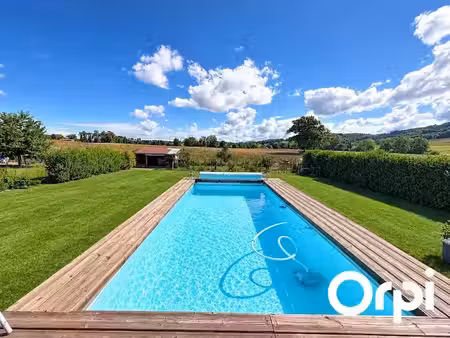 vente maison 5 pièces 138 m² à sallèdes (63270)  288 000 €