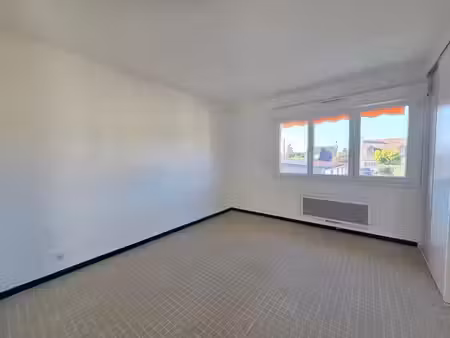 location appartement 1 pièce 20.68 m² à la ville-du-bois (91620)  496 €