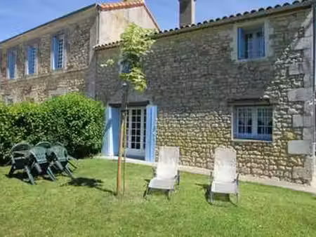 location maison meublé au gua (17600) : à louer meublé / 77m² le gua