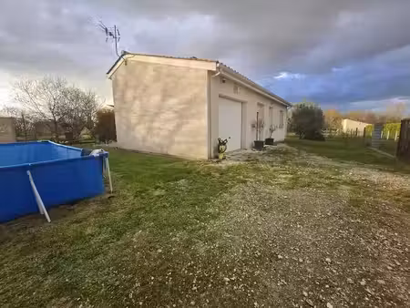 vente propriété 3 pièces 70 m² à campugnan (33390)  161 000 €