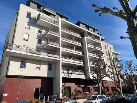 4 pieces avec terrasse et parking sous-sol