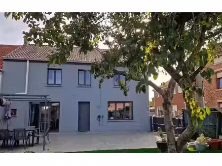 maison 3 façades 3 ch. à les bons villers