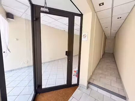 immeuble tonnerre 6 pièce(s) 101.11 m2