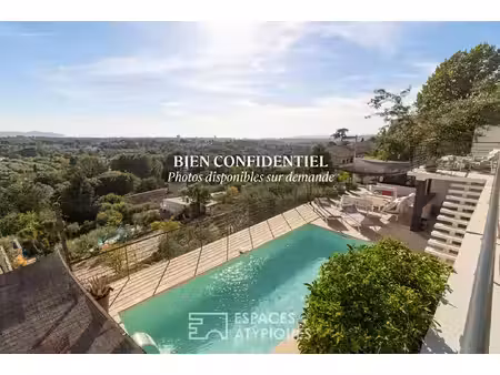 exclusivité-maison contemporaine à allauch village : piscine et vue imprenable