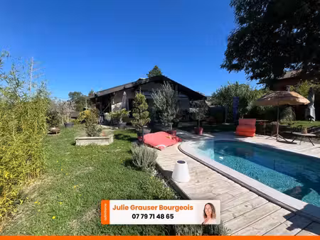 maison individuelle rénovée avec piscine sur la commune de perrignier