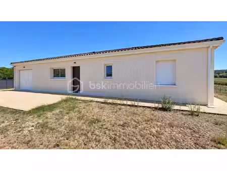 maison contemporaine de 90 m² à ribagnac
