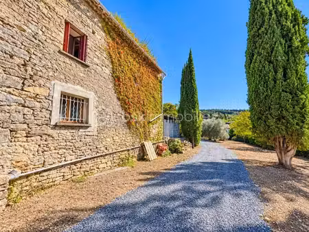 maison en pierre de 82 m² à roquetaillade