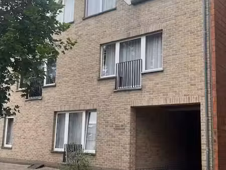 appartement mansardé convivial à proximité de la gare