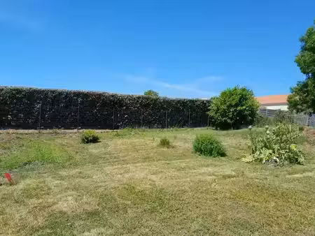 vente terrain 700 m² à villeneuve-en-retz (44580)  89 900 €