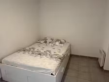 location meublée appartement 1 pièce 26 m² à marseille 8ème (13008)  690 €