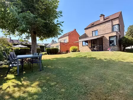 maison 175m2 - 3/4ch - garage + 3 x park - terrain 335m2