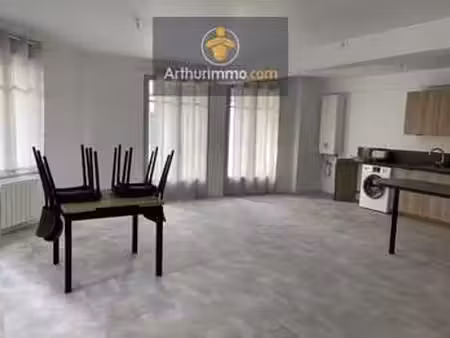location appartement 3 pièces meublé à josselin (56120) : à louer 3 pièces meublé / 85m² j