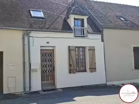 vente maison 5 pièces 80 m² à le chatelet (18170)  66 000 €
