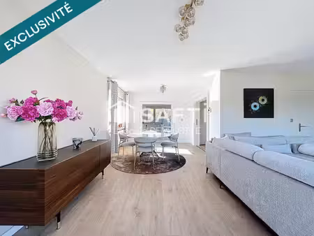 superbe appartement avec terrasse et stationnement