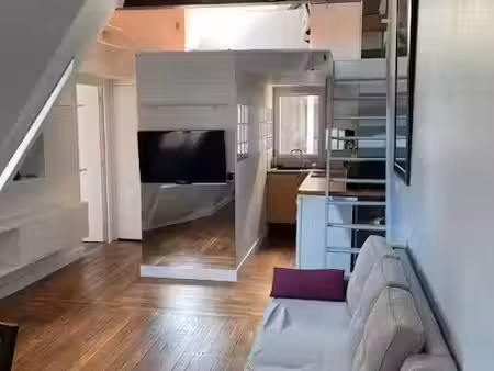 location meublée appartement 2 pièces 27 m² à paris 9ème (75009)  1 140 €
