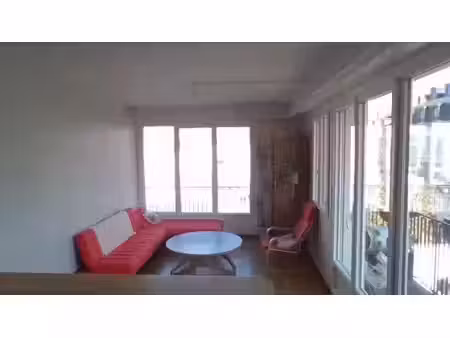 location meublée appartement 2 pièces 50 m² à pau (64000)  700 €