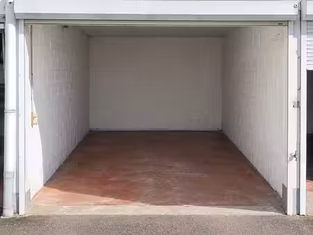 garage à vendre à forest - avenue van volxem 126
