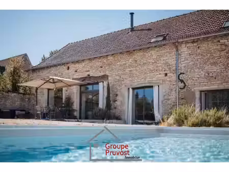 vente maison 7 pièces 184 m² cluny (71250)