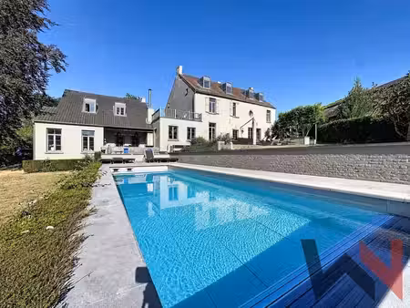 villa avec piscine et logement kangourou