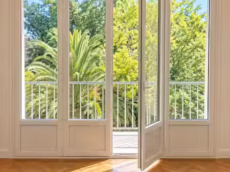 location appartement 3 pièces 73.1 m² à marseille 8ème (13008)  1 460 €