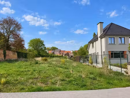 terrain à bâtir rare 455m²  vue dégagée  à 750m de l'uz
