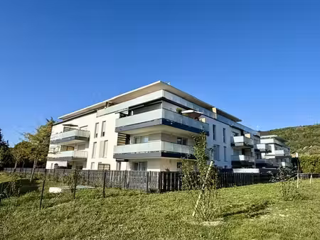 exclusivité  t3 66m2 avec terrasse 25m2 et un grand garage à
