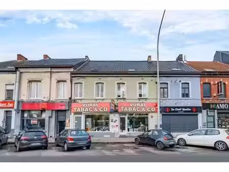 maison 2 ch. avec commerce à quiévrain