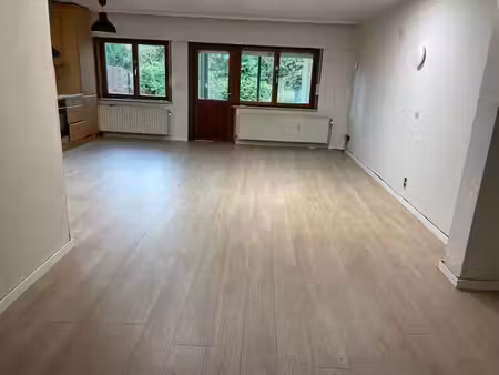 atelier avec jardin à louer à dilbeek