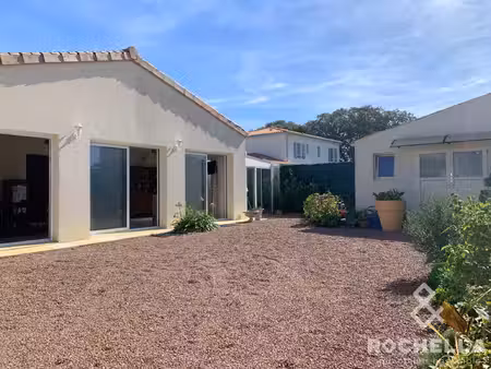 pavillon récent 103m2 habitables avec garage et extérieur à d