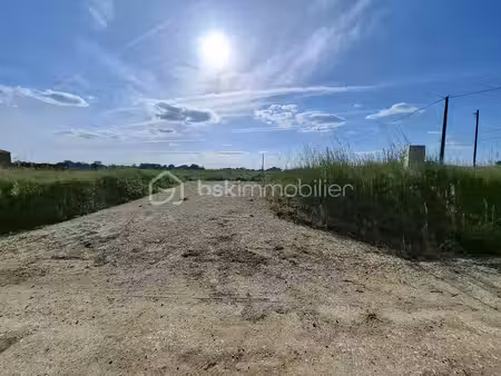 terrain de 1 288 m² à doulezon