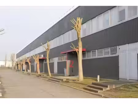 location entrepôt 406m² à 2034m²