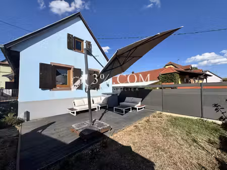 3%com jolie maison au centre de gimbrett