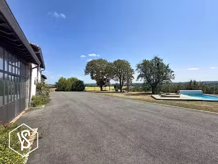 achat maison 7 pièces 266m² bourg st bernard 31570