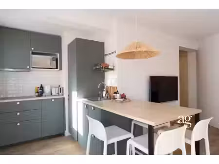 deux pieces contemporain & fonctionnel avec parking