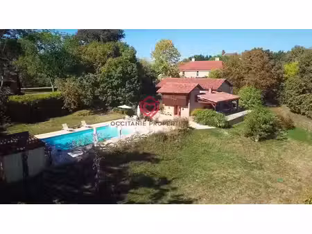 vente locaux professionnels 9 pièces 250 m² à loussous-débat (32290)  580 000 €
