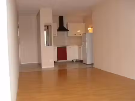 location appartement 2 pièces 40 m² à vandœuvre-lès-nancy (54500)