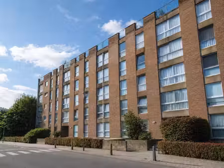 appartement 2 chambres au rez-de-chaussée à berchem-sainte-a