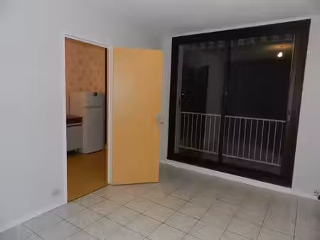 location appartement 1 pièce 29 m² à gerzat (63360)