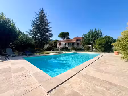 vente maison 6 pièces 143 m² saint-zacharie (83640)