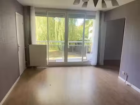 vends appartement secteur metare