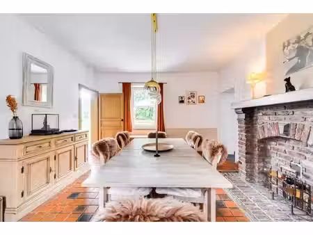 maison de caractère 3ch. sur 19 ares à courrière