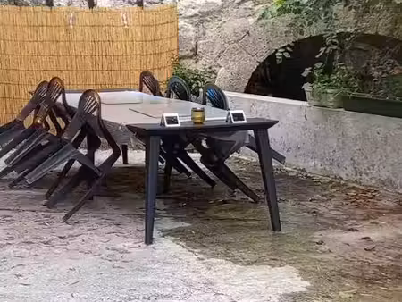 location meublée maison 5 pièces 145 m² à chalais (16210)  900 €