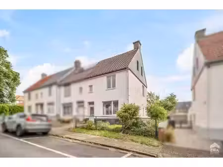 maison semi-mitoyenne proche du centre de genk