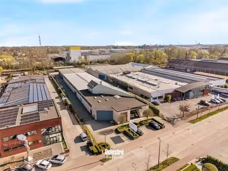 uniek bedrijfsgebouw met optionele showroom industriezone...